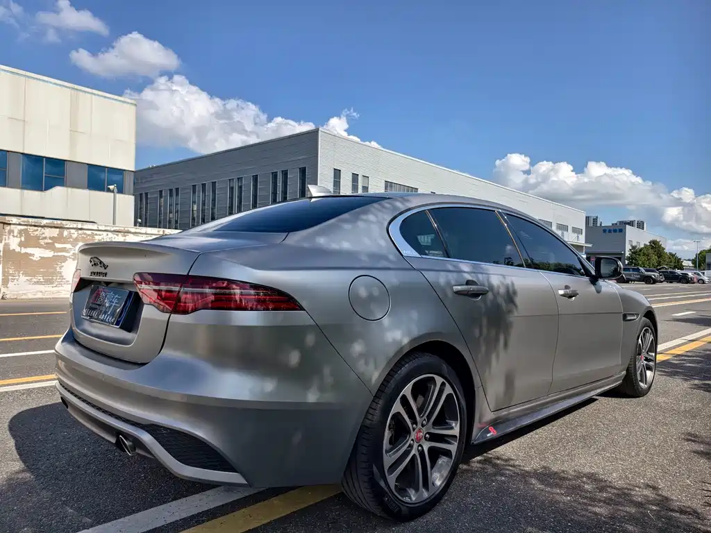 Jaguar XEL — миниатюра 9