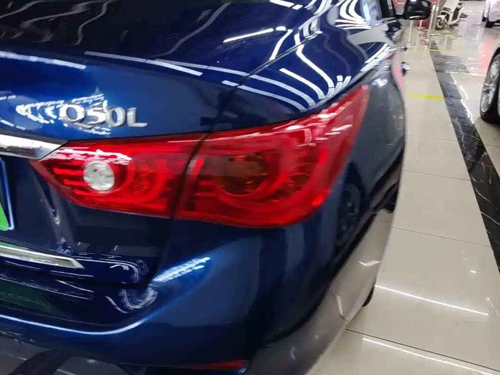 Infiniti Q50L — миниатюра 8