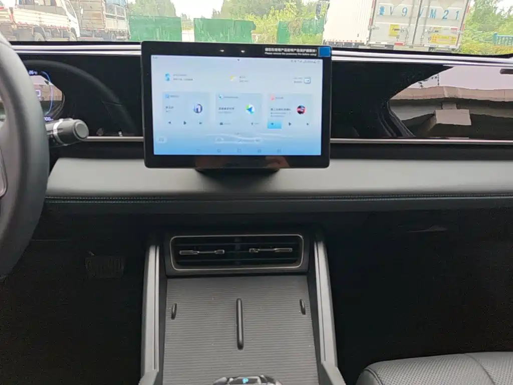 BYD Qin L — миниатюра 13