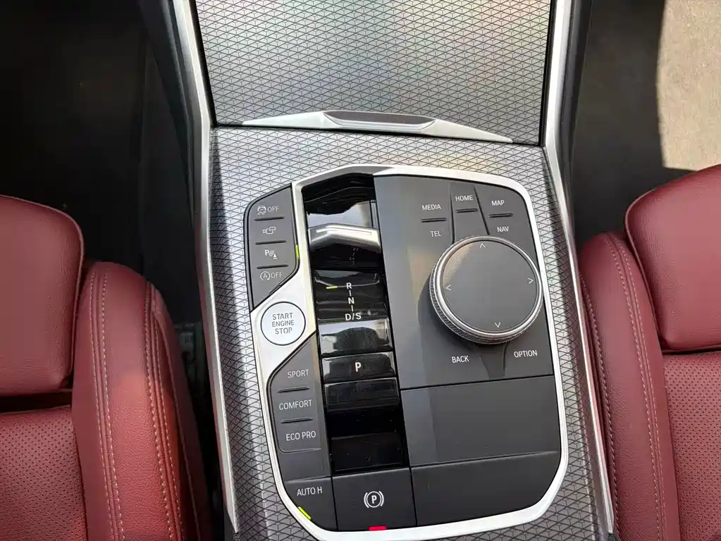 BMW 3 Series — миниатюра 10