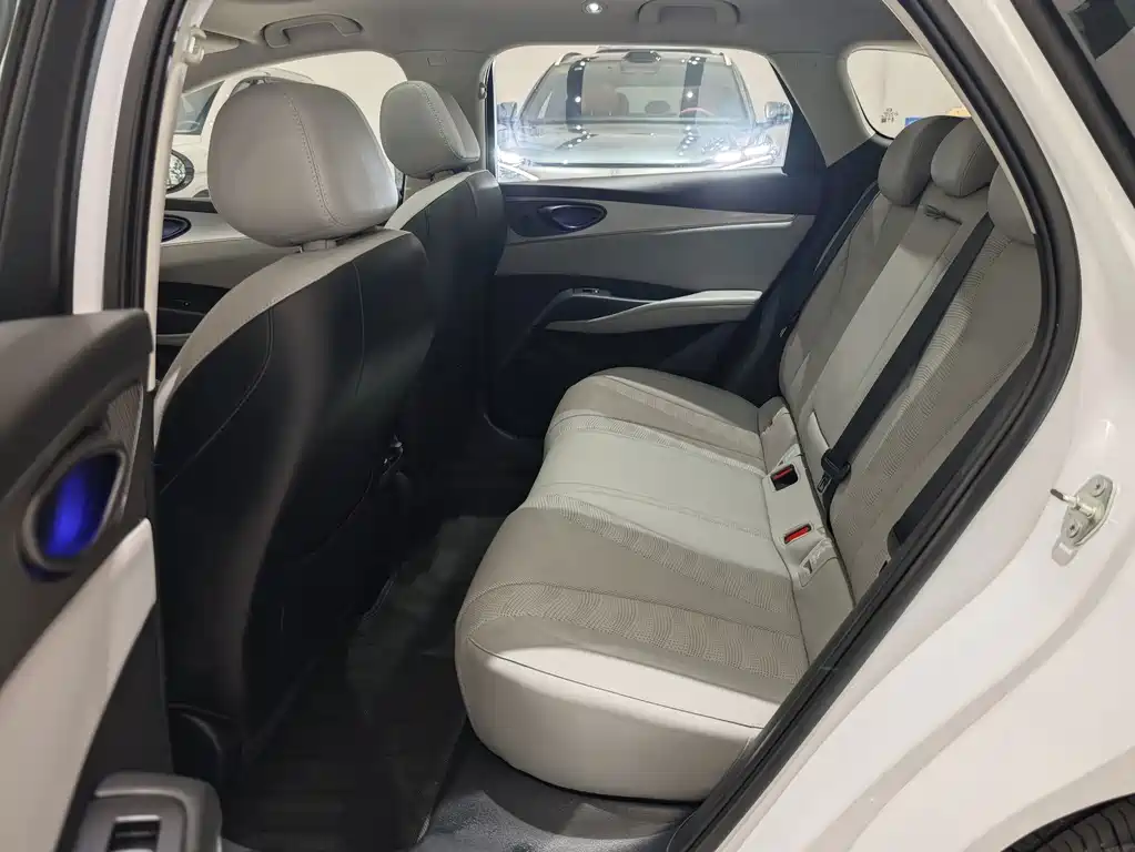 BYD Seal 06 DM-i Touring — миниатюра 11