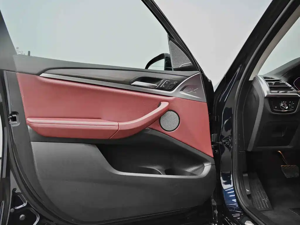 BMW X3 — миниатюра 11