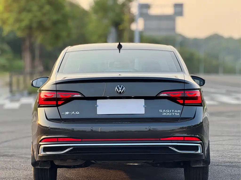 Volkswagen Sagitar — миниатюра 15