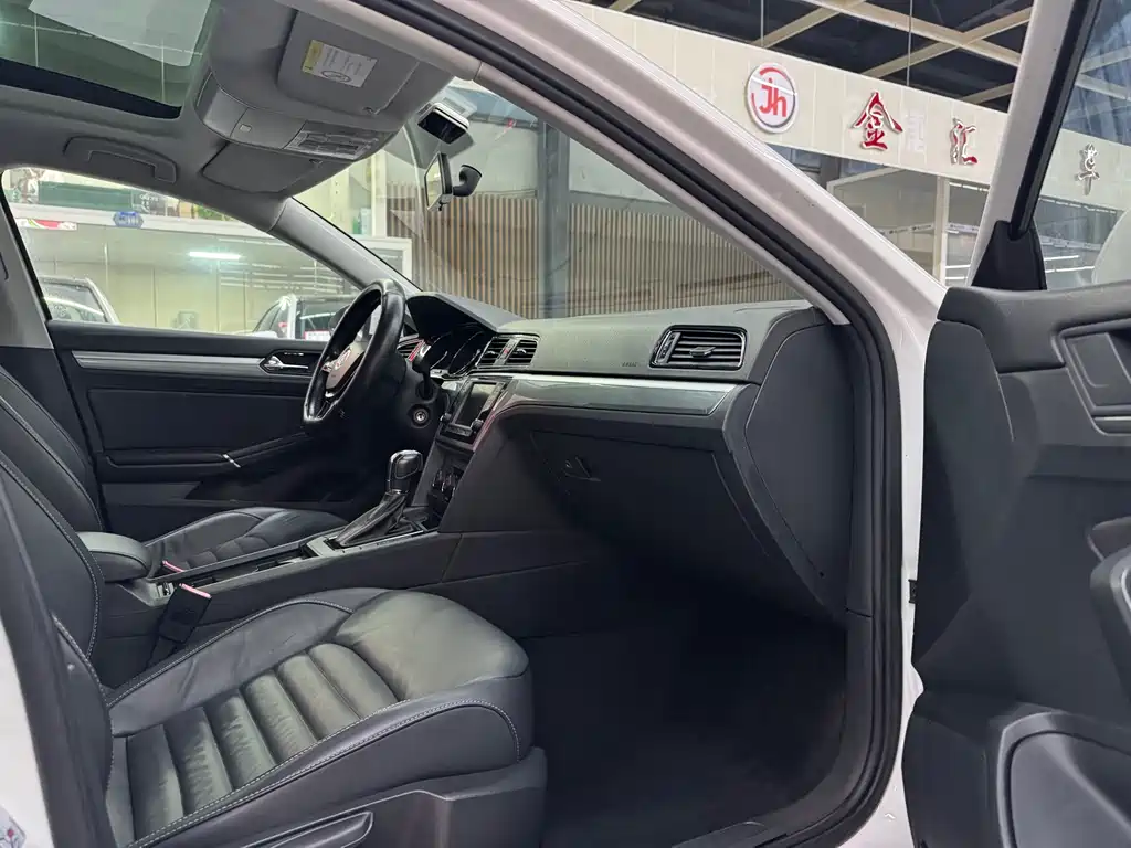 Volkswagen Lamando — миниатюра 4