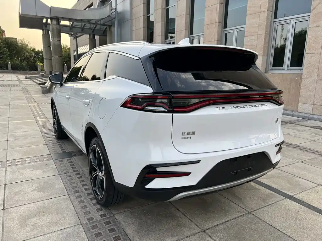 BYD Tang New Energy — миниатюра 5