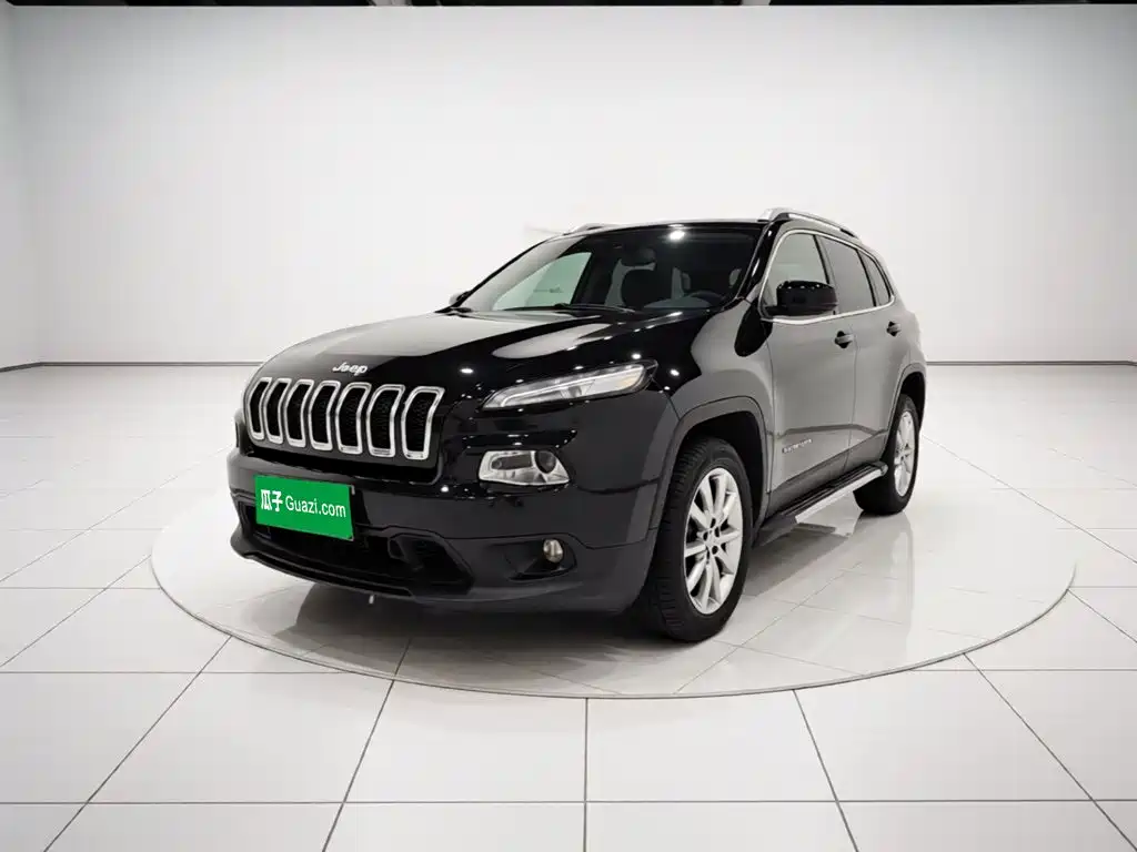 Jeep Cherokee (Import) — миниатюра 2