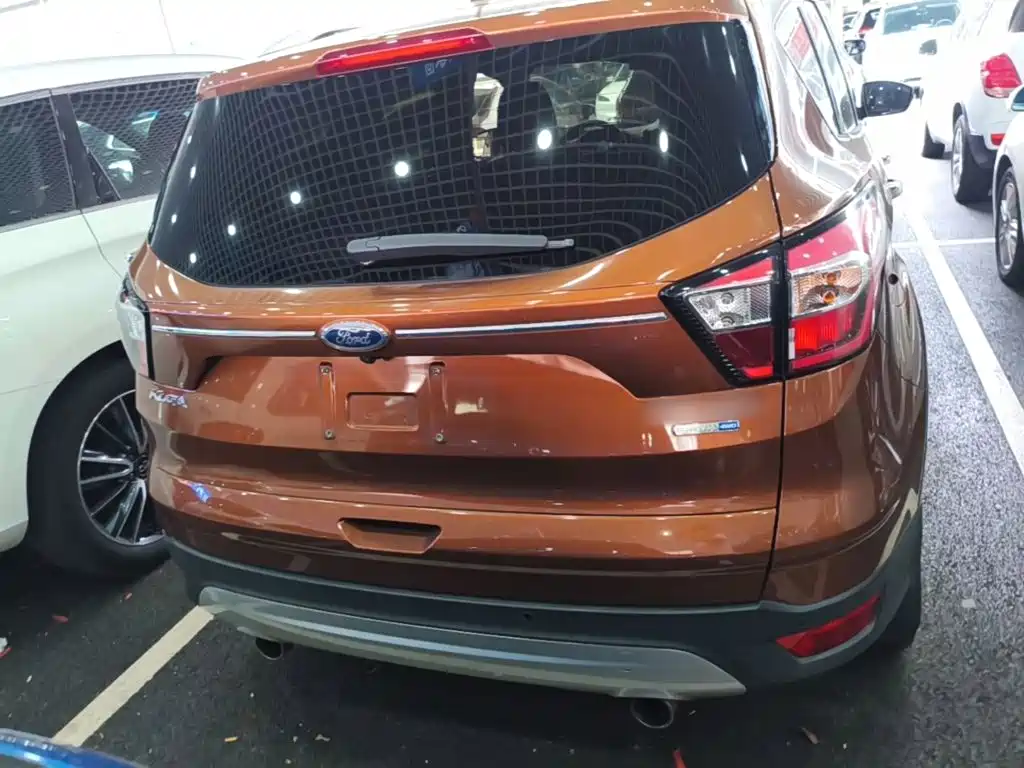 Ford Kuga — миниатюра 6