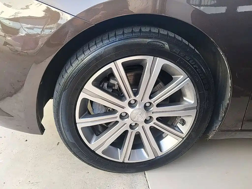 Peugeot 408 — миниатюра 23