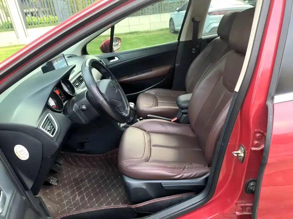 Peugeot 308 — миниатюра 15