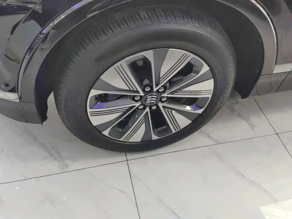 Buick E5 — миниатюра 23