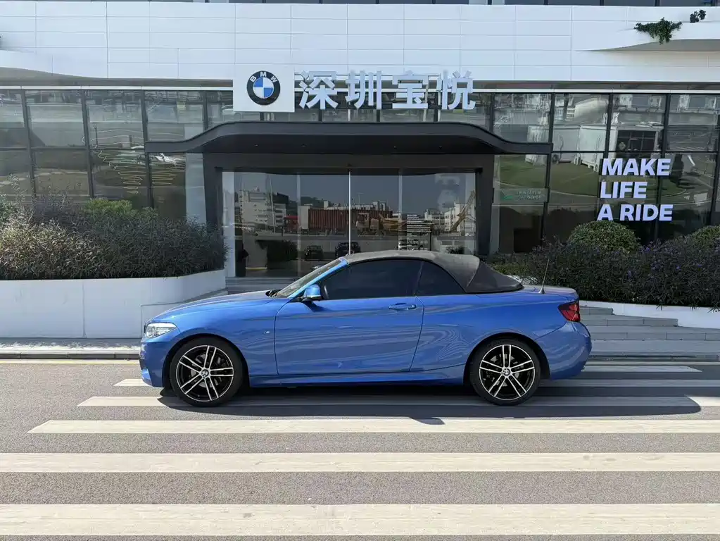 BMW 2 SERIES