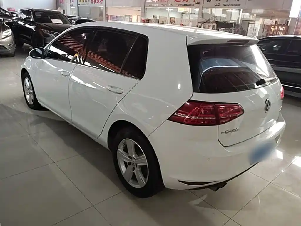 Volkswagen Golf — миниатюра 5