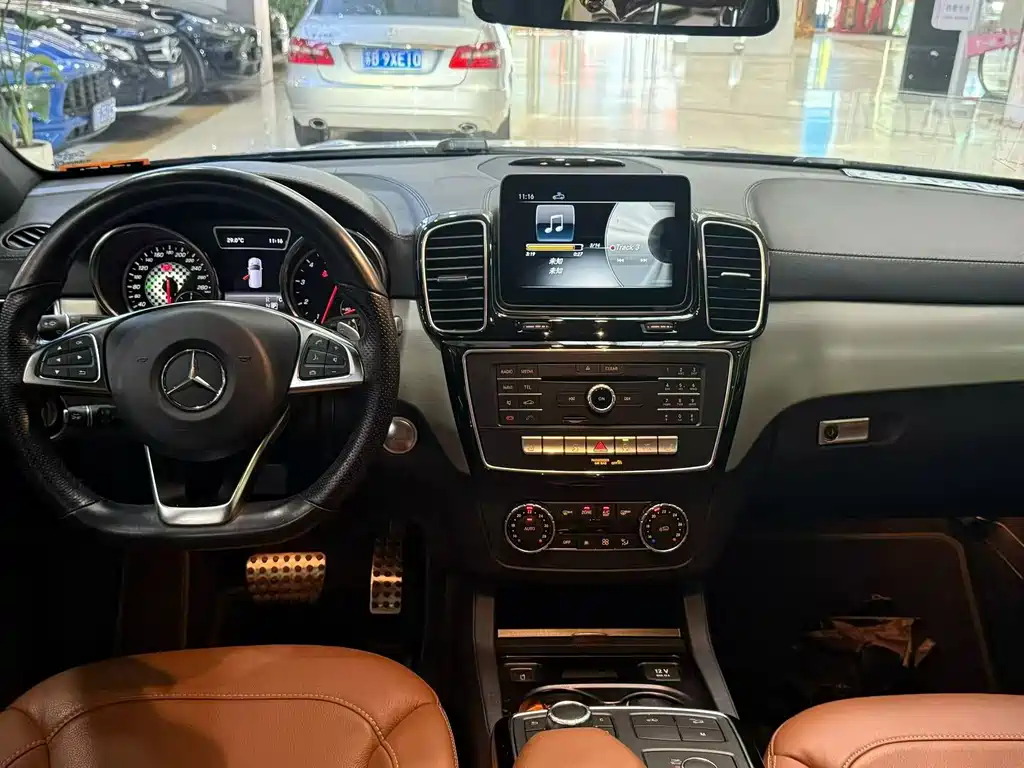 Mercedes-Benz GLE AMG — миниатюра 7
