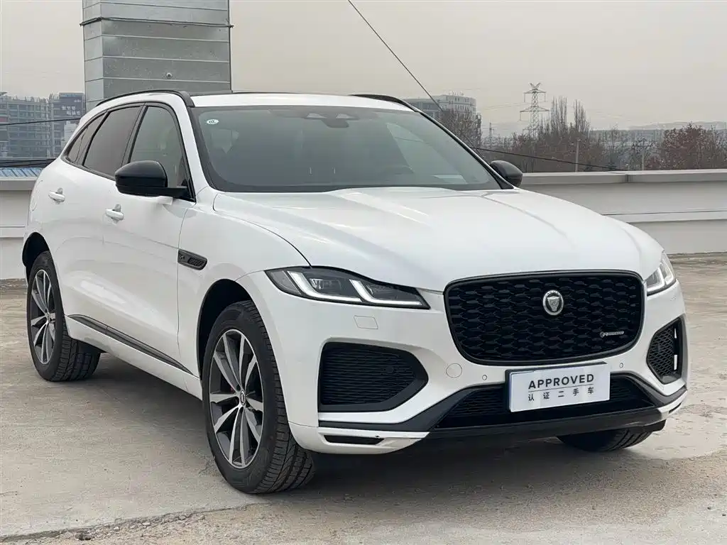 JAGUAR F PACE