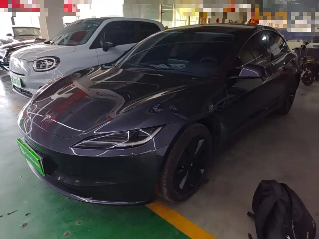 Tesla Model 3 2025 RWD Drive Dynamic Edition