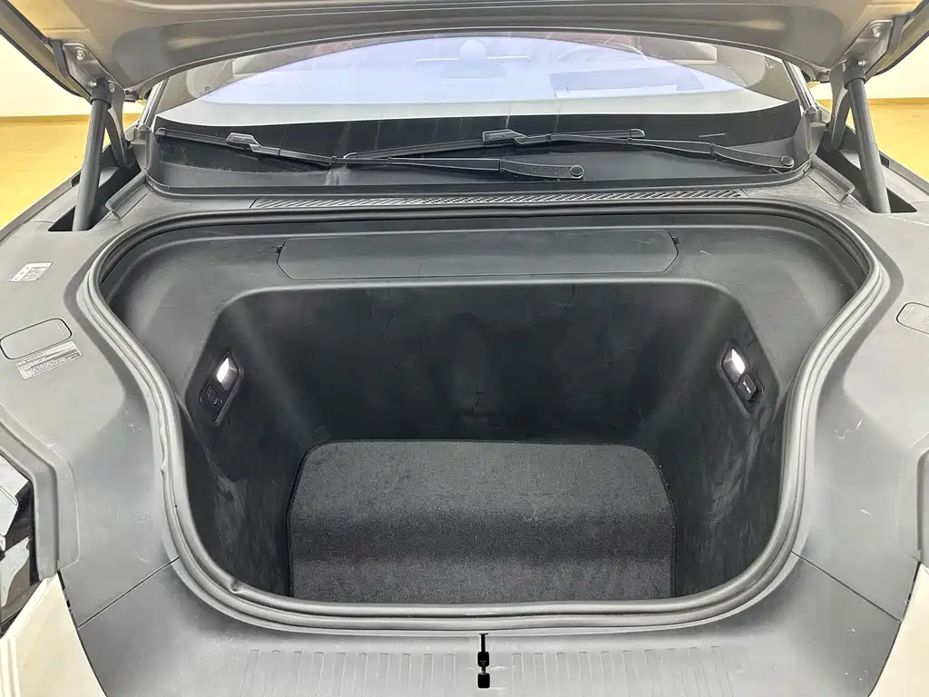 NIO ES8 — миниатюра 5