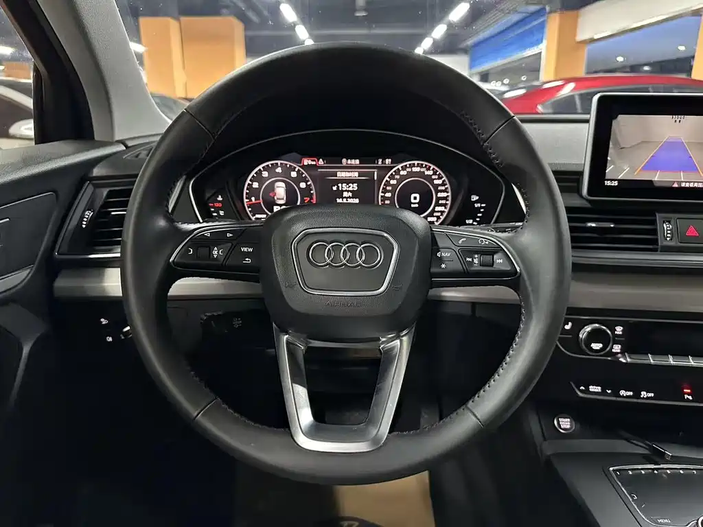 Audi Q5L — миниатюра 10