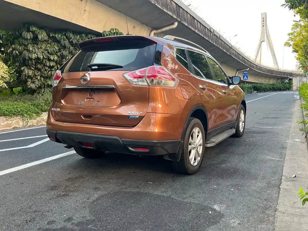 Nissan X-Trail — миниатюра 4