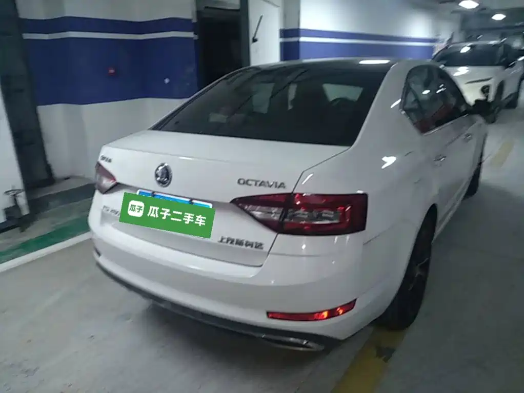 Skoda Octavia — миниатюра 7