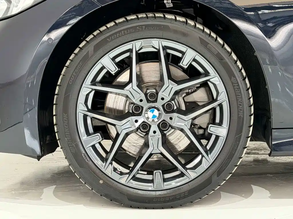 BMW 3 Series — миниатюра 11