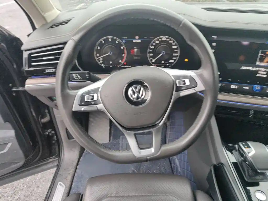 Volkswagen Touareg 2019 3.0TSI VI