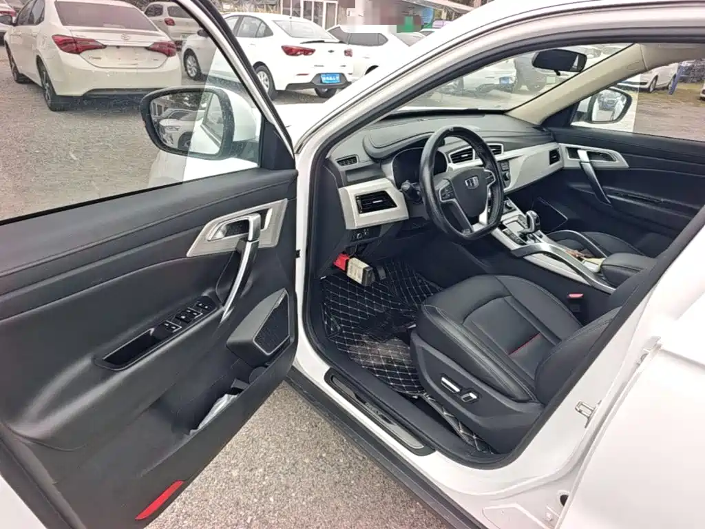 Geely Boyue — миниатюра 16