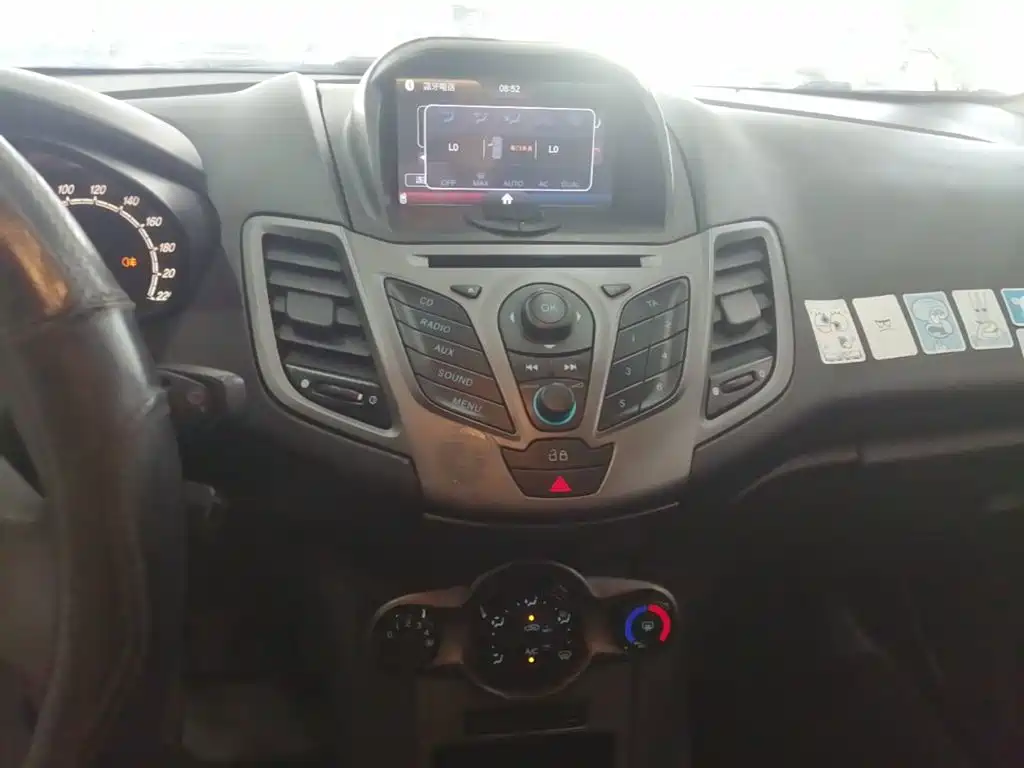 Ford Fiesta — миниатюра 13