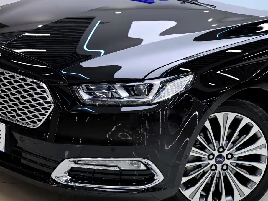 Ford Taurus — миниатюра 10