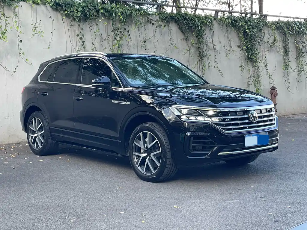 Volkswagen Touareg — миниатюра 3