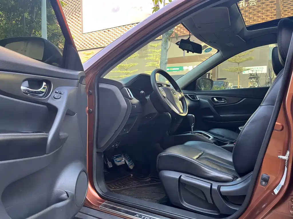 Nissan X-Trail — миниатюра 11