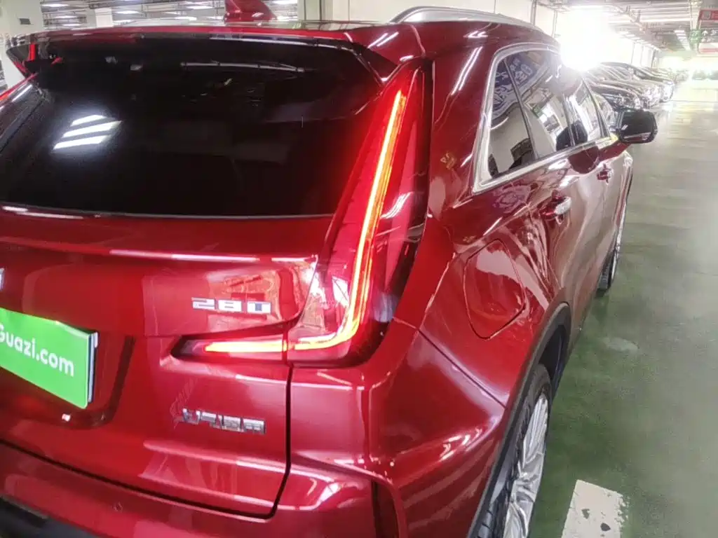 Cadillac XT4 — миниатюра 8