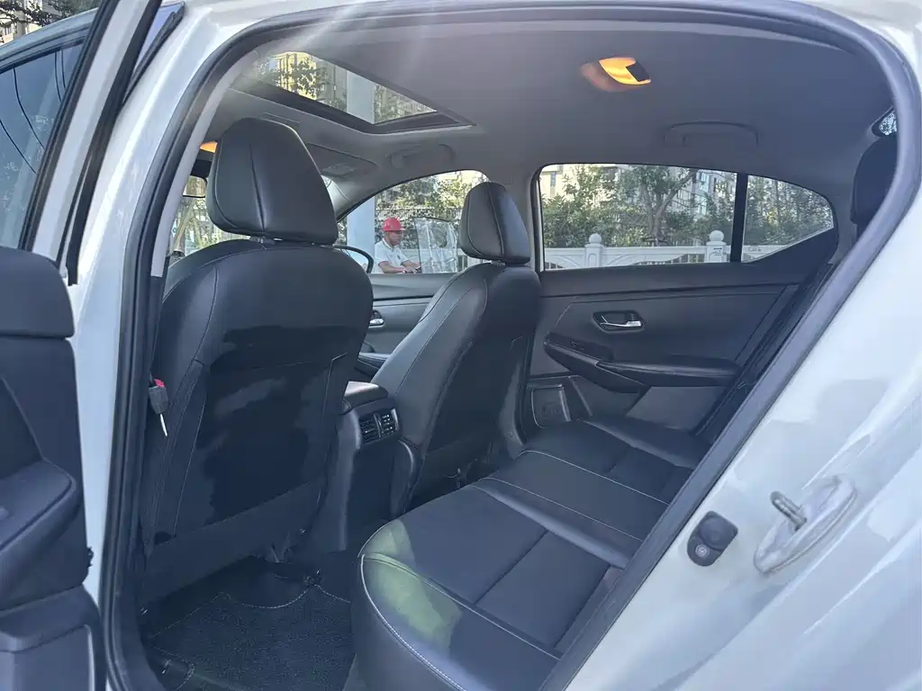 Nissan Sylphy — миниатюра 10