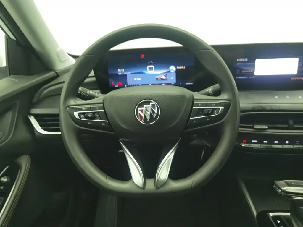 Buick Verano — миниатюра 11