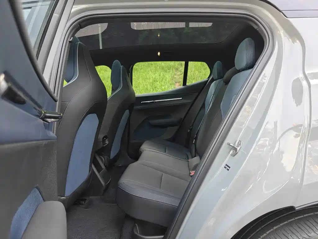 Volvo EX30 — миниатюра 15