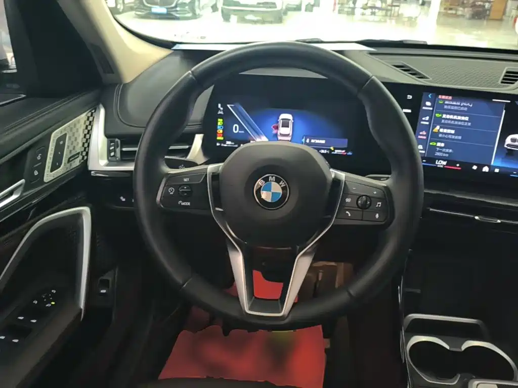 BMW X1 — миниатюра 11
