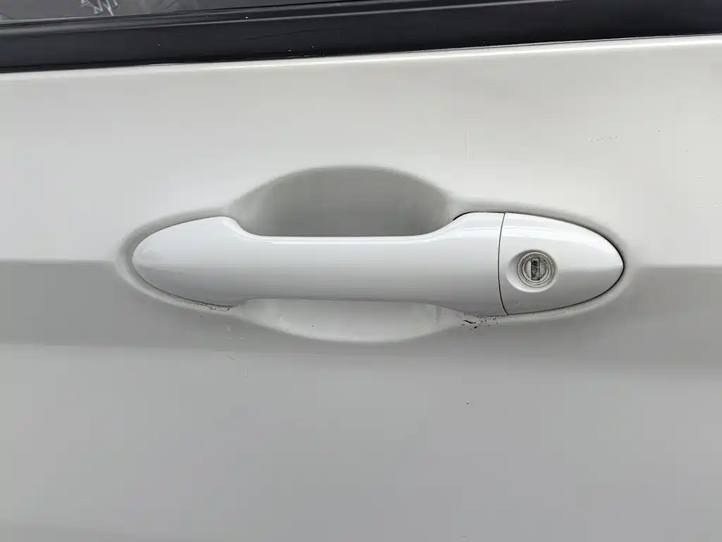 Wuling Hongguang — миниатюра 18