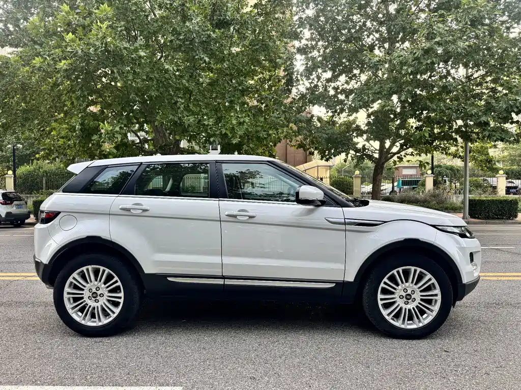 Land Rover Evoque (Import) — миниатюра 6