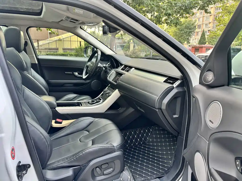 Land Rover Evoque (Import) — миниатюра 18