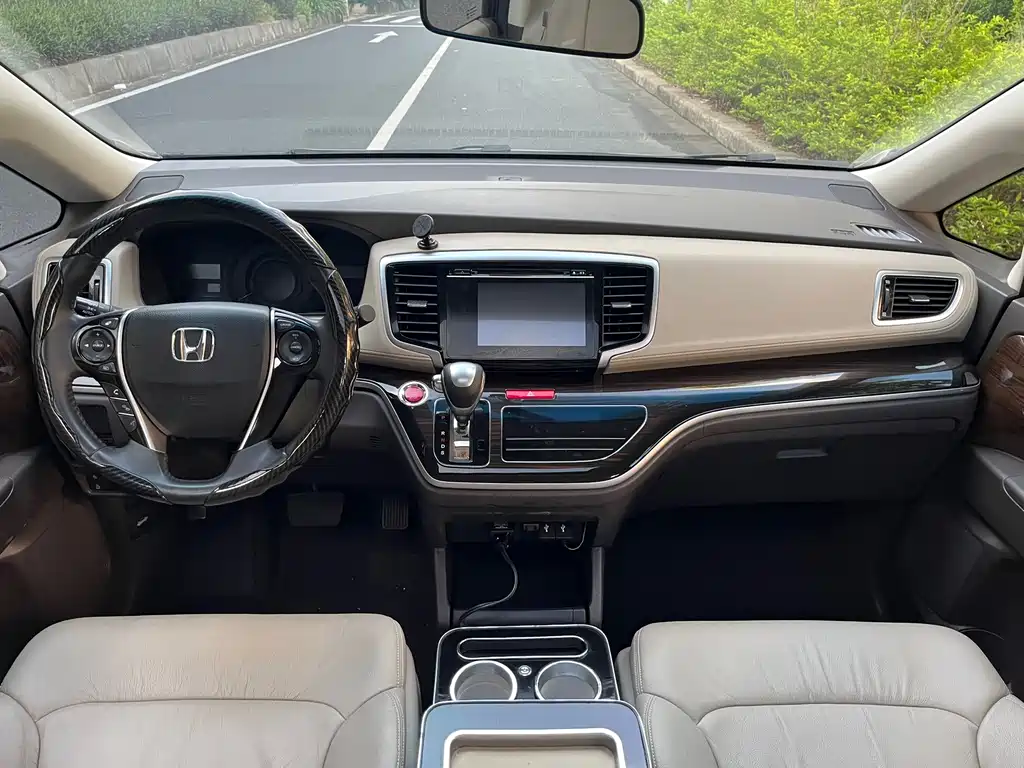 Honda Odyssey — миниатюра 26