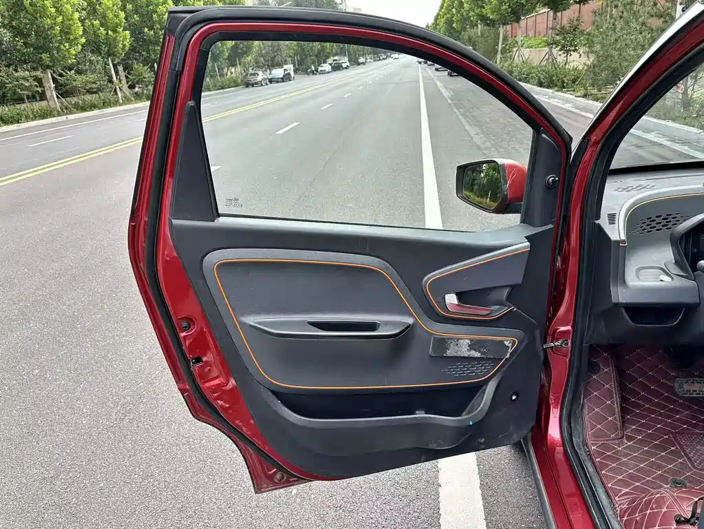 Baojun E100 — миниатюра 7