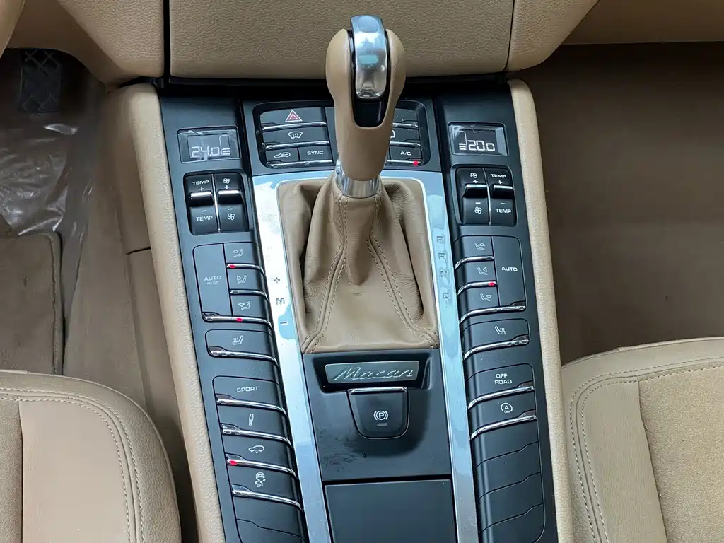 Porsche Macan — миниатюра 17