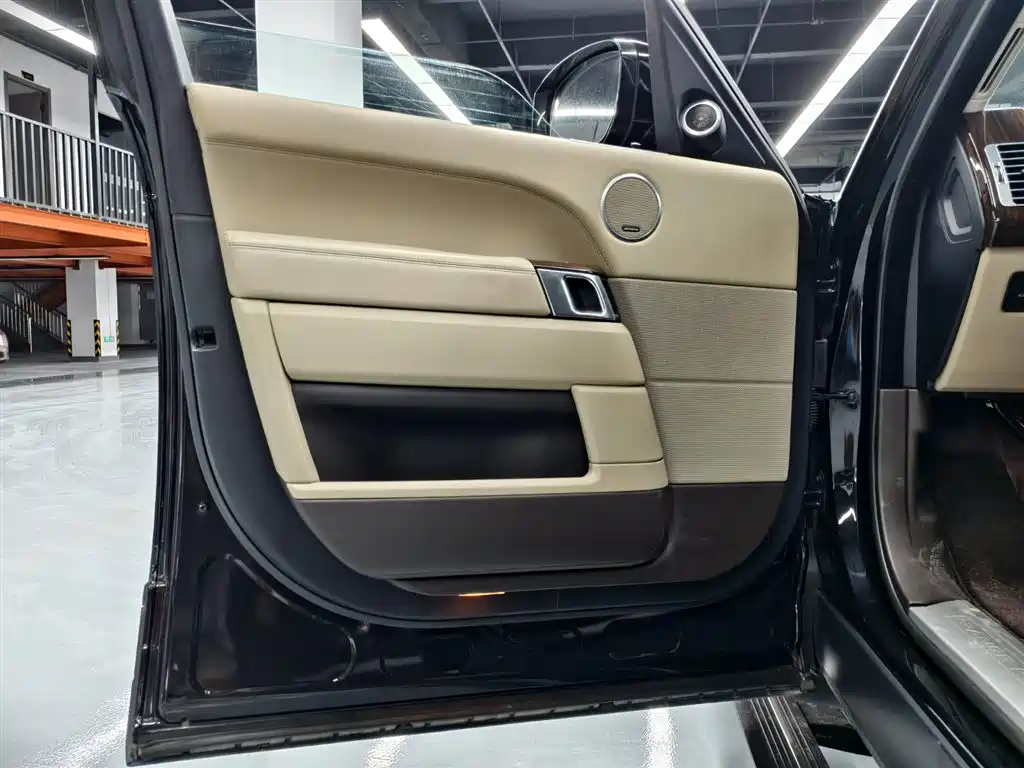 Land Rover Range Rover — фотографии объявления, Фото 21
