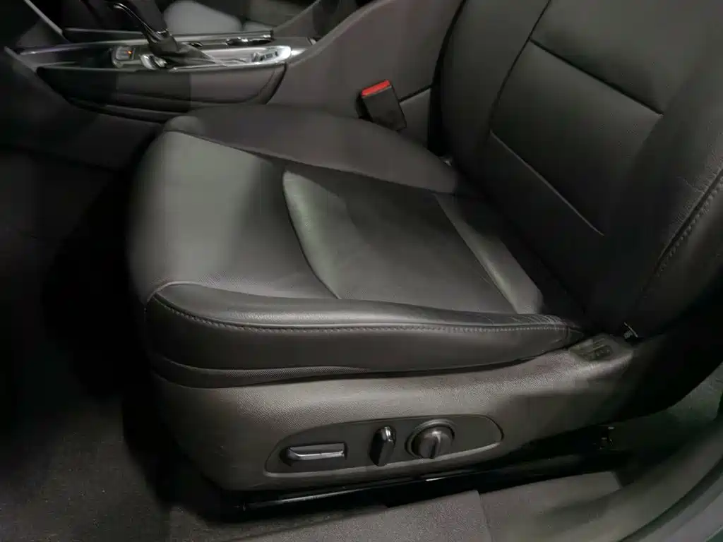 Chevrolet Malibu XL — миниатюра 20