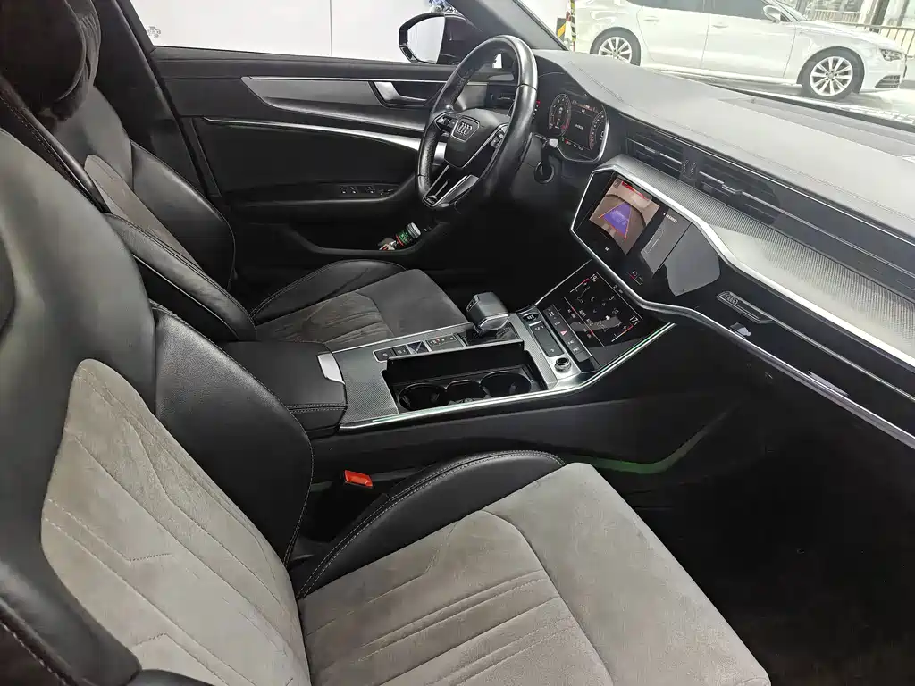 Audi A6L — миниатюра 8