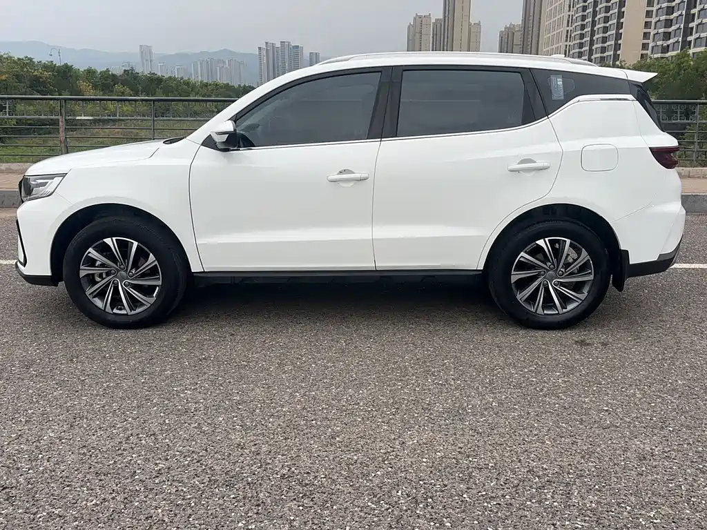 Geely Vision X6 — миниатюра 10