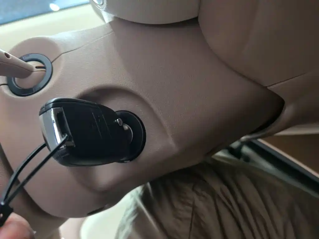 Wuling MINIEV — миниатюра 9