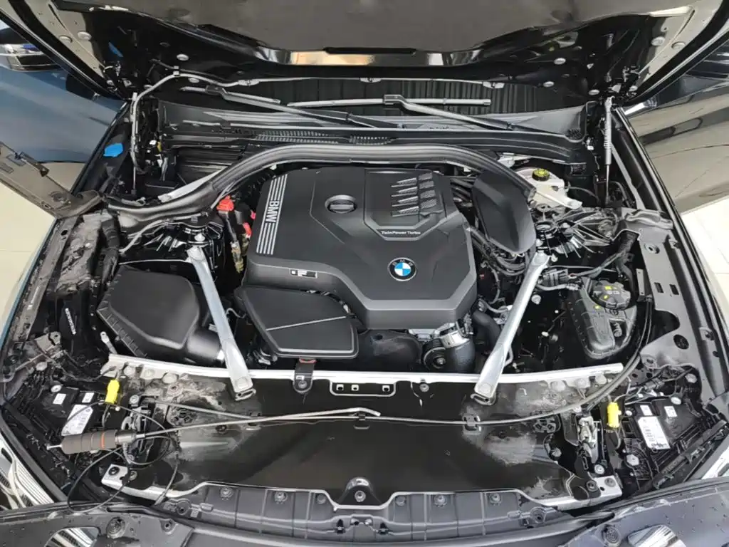 BMW 5 Series — миниатюра 20