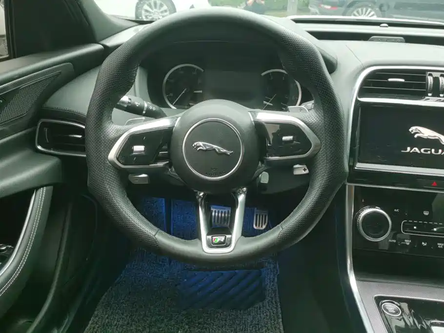 Jaguar XEL — миниатюра 15