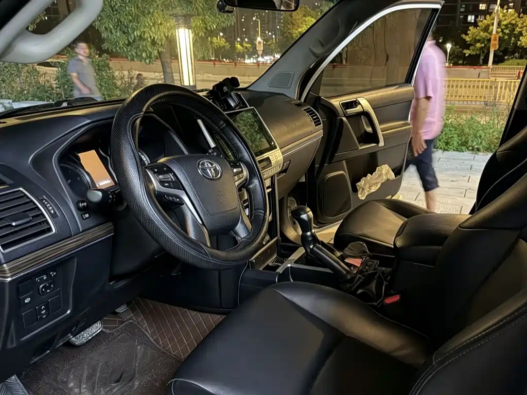 Toyota Prado — миниатюра 8