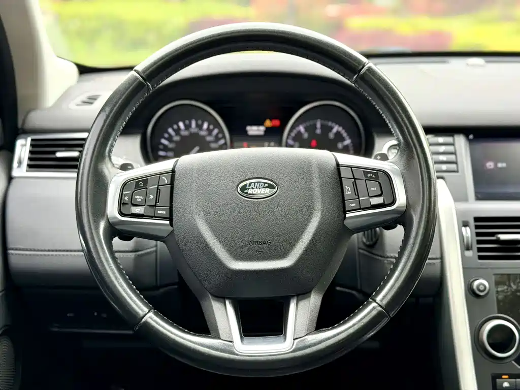 Land Rover Discovery Sport — миниатюра 12